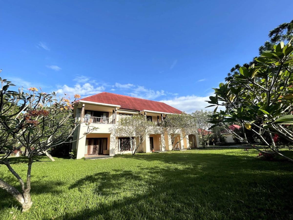 Ndc Resort & Spa Manado Exterior foto