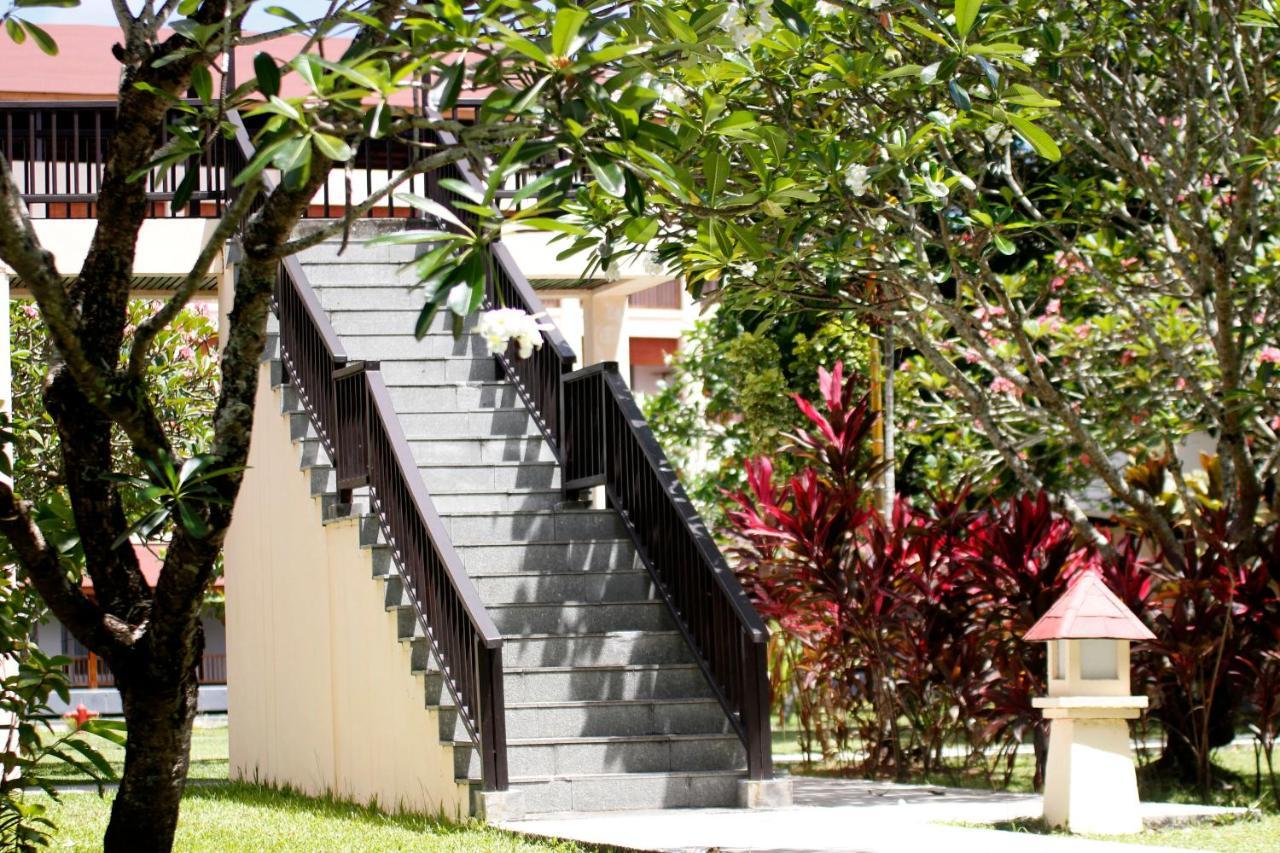Ndc Resort & Spa Manado Exterior foto