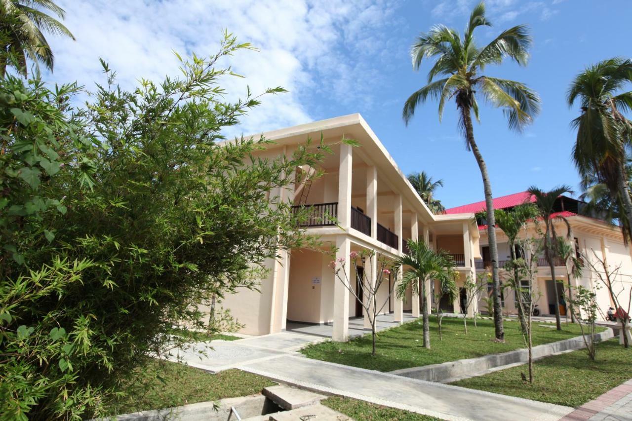 Ndc Resort & Spa Manado Exterior foto