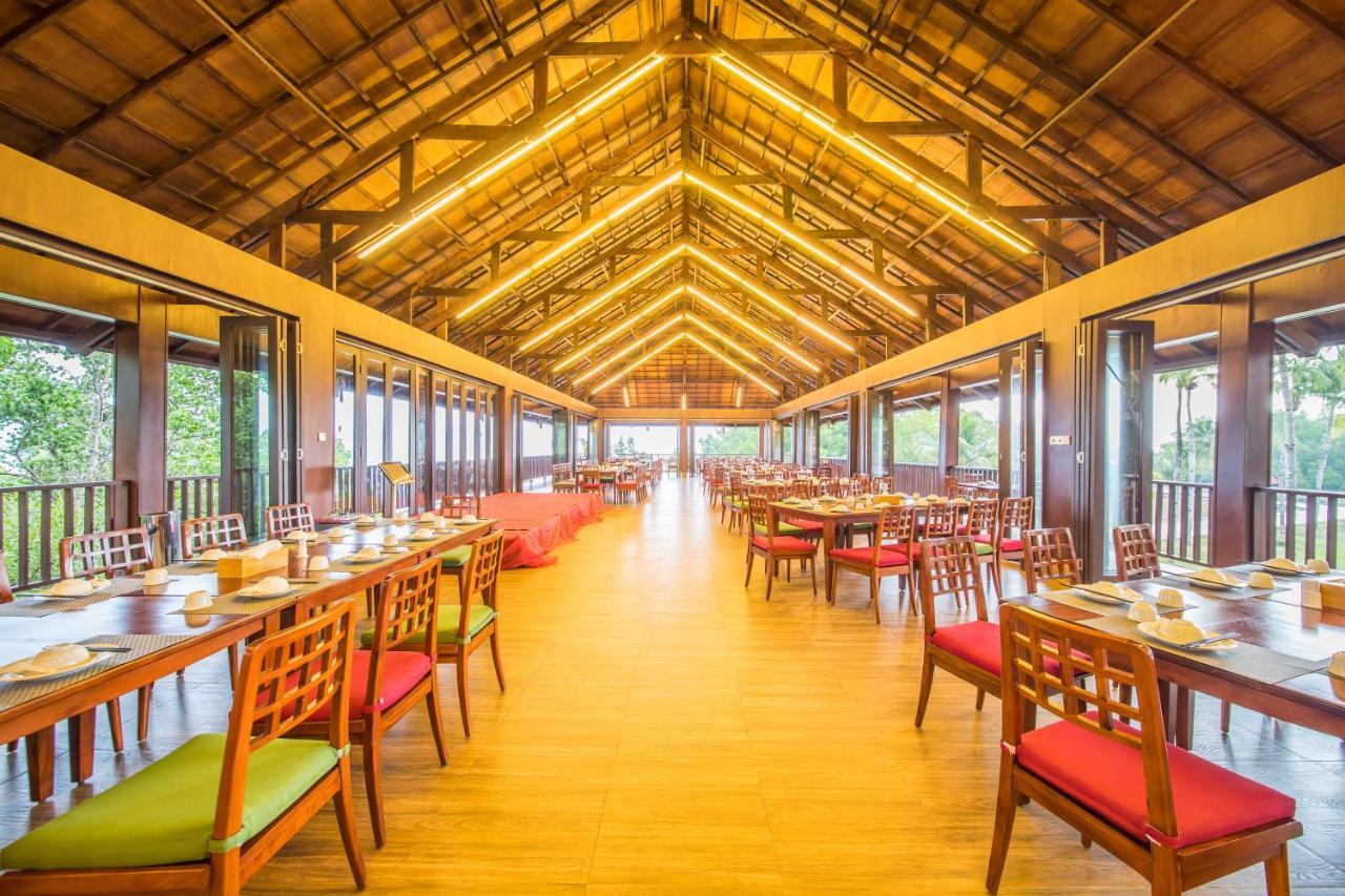Ndc Resort & Spa Manado Exterior foto